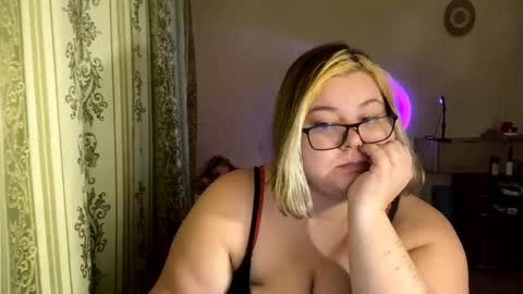 Just Kira online show from 23, 12, 2024