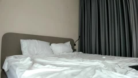 love you online show from 22, 10, 2025