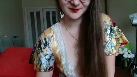 KiraGoldens online show from 29, 7, 2026