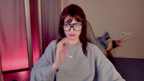 kiravair online show from 8, 4, 2026