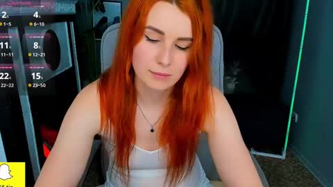 Snapshot of kiraxmoon chatting on 8, 3, 2025 kiraxmoon online show from 8, 3, 2025