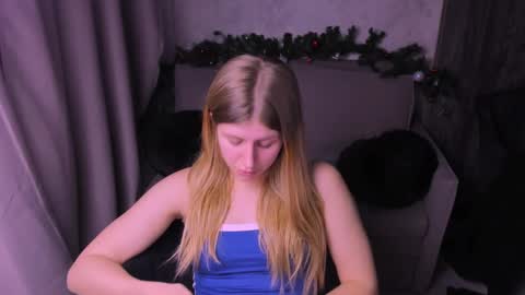 Snapshot of kirraa_ chatting on 19, 12, 2024 Kira online show from 19, 12, 2024