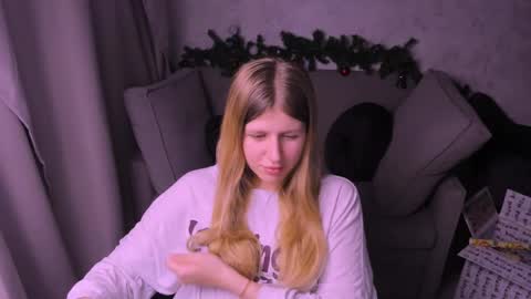 Snapshot of kirraa_ chatting on 22, 12, 2024 Kira online show from 22, 12, 2024