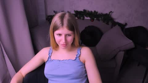 Snapshot of kirraa_ chatting on 30, 12, 2024 Kira online show from 30, 12, 2024