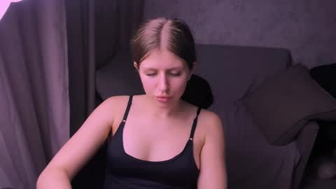 Snapshot of kirraa_ chatting on 2, 2, 2025 Kira online show from 2, 2, 2025