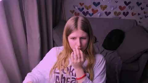 Snapshot of kirraa_ chatting on 15, 2, 2025 Kira online show from 15, 2, 2025