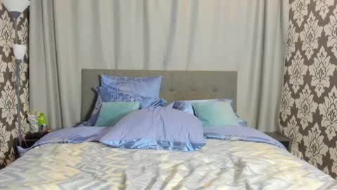 Snapshot of kirraa_ chatting on 17, 9, 2025 Kira online show from 17, 9, 2025