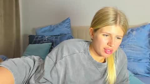 Snapshot of kirraa_ chatting on 9, 6, 2026 Kira online show from 9, 6, 2026