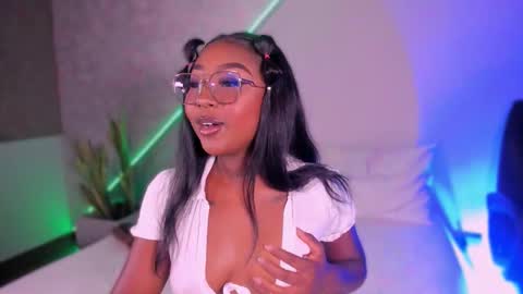 kishalove_ online show from 22, 11, 2025