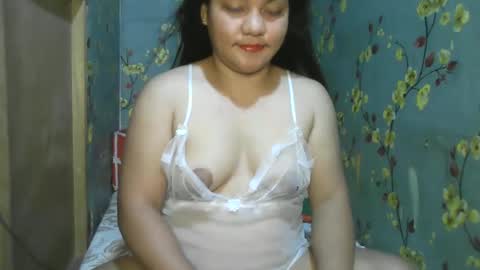 Snapshot of kiss_me_loves chatting on 9, 3, 2025 kiss_me_loves online show from 9, 3, 2025