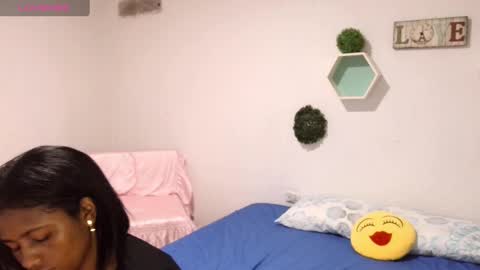 Violet  online show from 17, 12, 2024