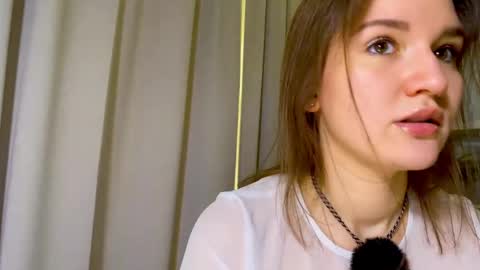 Snapshot of kissable_era chatting on 7, 5, 2026 call me Luna online show from 7, 5, 2026