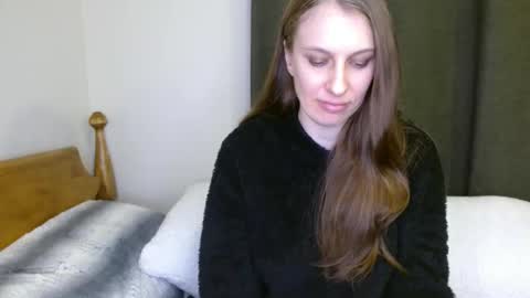 Snapshot of kissallie chatting on 24, 12, 2024 Allie online show from 24, 12, 2024