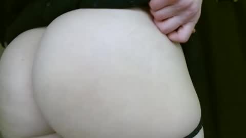 Snapshot of kissallie chatting on 22, 1, 2025 Allie online show from 22, 1, 2025