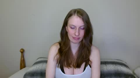 Snapshot of kissallie chatting on 27, 2, 2025 Allie online show from 27, 2, 2025