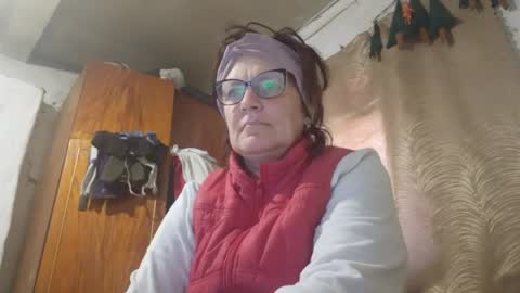 kissandvibe online show from 5, 4, 2026