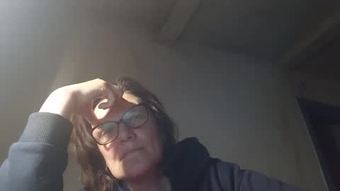 Snapshot of kissandvibe chatting on 13, 5, 2026 kissandvibe online show from 13, 5, 2026