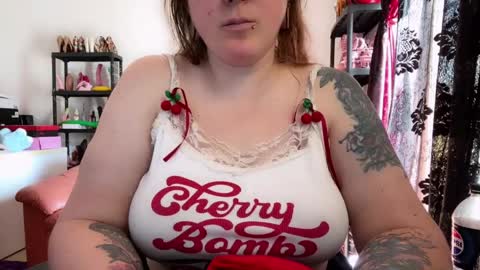 kissica online show from 6, 4, 2026