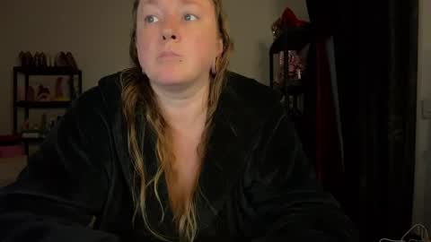 kissica online show from 7, 4, 2026