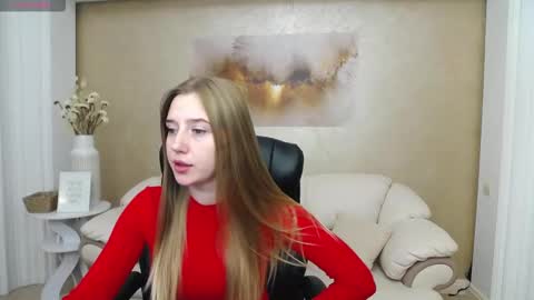 kissme_now online show from 3, 11, 2025