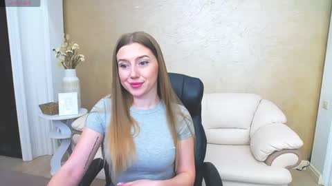 kissme_now online show from 27, 4, 2026