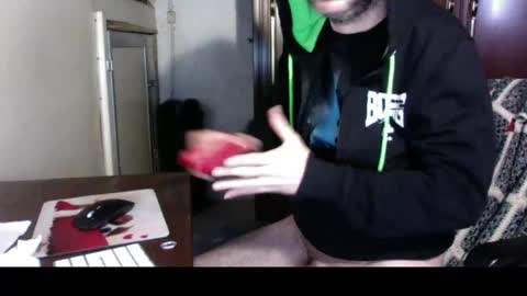 Snapshot of kissofbanned1983 chatting on 19, 11, 2025 kissofbanned1983 online show from 19, 11, 2025