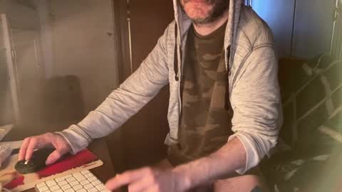 kissofbanned1983 online show from 18, 3, 2026