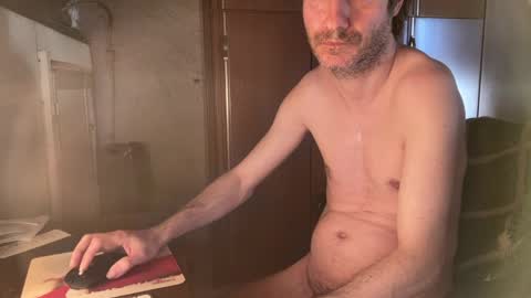 kissofbanned1983 online show from 8, 4, 2026