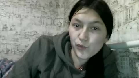 Snapshot of kiti_kitiss chatting on 15, 1, 2025 kiti_kitiss online show from 15, 1, 2025
