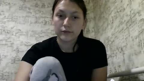 Snapshot of kiti_kitiss chatting on 16, 1, 2025 kiti_kitiss online show from 16, 1, 2025