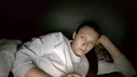 Snapshot of kiti_kitiss chatting on 18, 9, 2025 kiti_kitiss online show from 18, 9, 2025