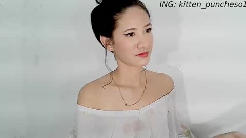 Snapshot of kitten_punches01 chatting on 14, 9, 2025 kitten_punches01 online show from 14, 9, 2025