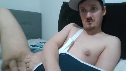 Snapshot of kittenfoxxx chatting on 21, 11, 2025 kittenfoxxx online show from 21, 11, 2025