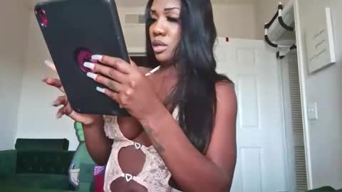Snapshot of kittenleexo chatting on 12, 2, 2026 kittenleexo online show from 12, 2, 2026