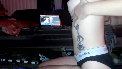 kittenqueen333 online show from 6, 1, 2026