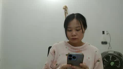 kitti_baby2x online show from 10, 3, 2026