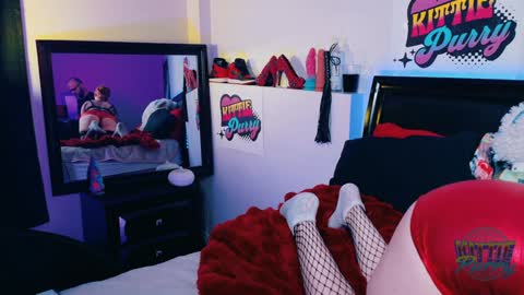 Kittie Purry online show from 30, 12, 2024
