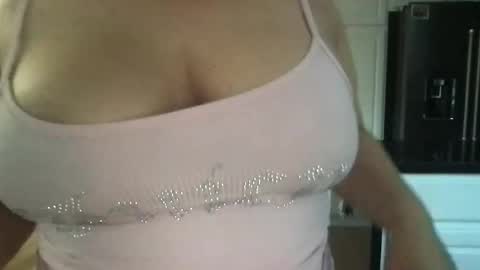 Snapshot of kittnicole chatting on 8, 4, 2026 n I c o l e online show from 8, 4, 2026