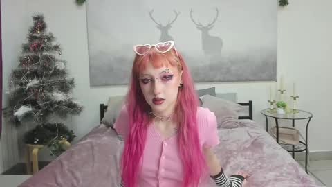 kitttywhisper online show from 11, 2, 2026