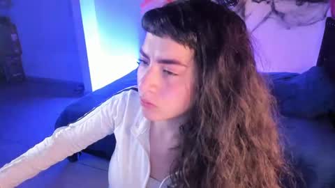 kitty__chs online show from 4, 11, 2025