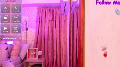 Kitty  online show from 12, 12, 2024