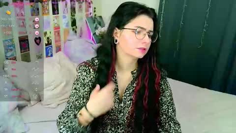 Snapshot of kitty_and_william chatting on 30, 9, 2025 kitty_and_william online show from 30, 9, 2025