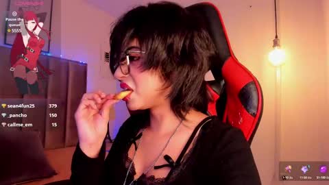 Camila online show from 13, 2, 2025