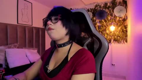 Snapshot of kitty_gang chatting on 28, 4, 2026 Camila online show from 28, 4, 2026