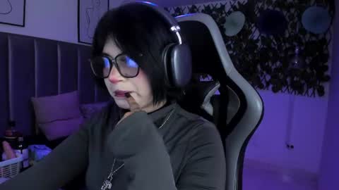 Snapshot of kitty_gang chatting on 9, 7, 2026 Camila online show from 9, 7, 2026
