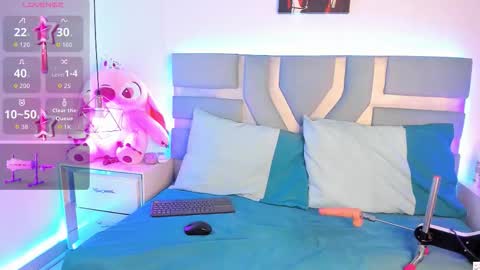 kitty_love01 online show from 6, 11, 2025