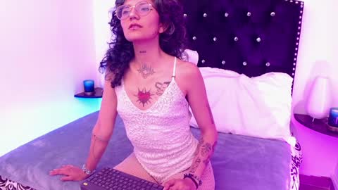 KITTY online show from 9, 12, 2024