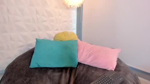 kitty online show from 17, 4, 2026