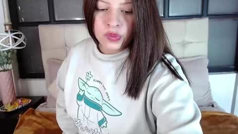 K I T T Y   online show from 2, 11, 2025