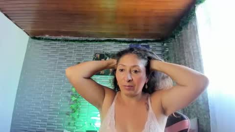 violet online show from 24, 10, 2025